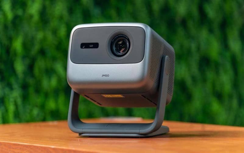 光源分析：三色激光才是性价比优选尊龙凯时·中国网站家用激光投影仪(图5)